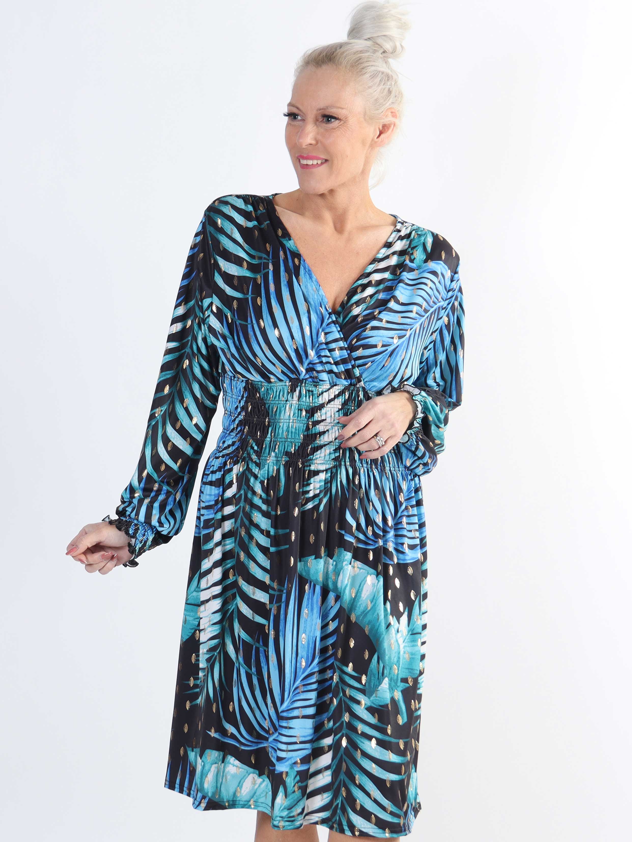 Pams Leaf Short L/S - Elastisk mønstret plus size kjole i krølfrit stof